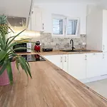 Sova By Interhome * Nečujam